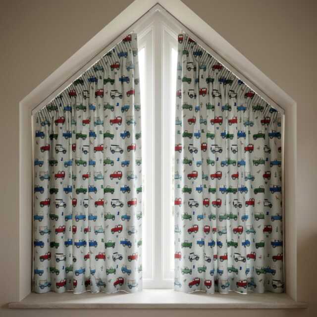 Custom Made Appex Window Land Rover Duck Egg Blackout/Lining Curtains 3 - image 1