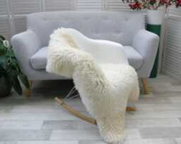 Genuine British Curly Sheepskin Rug, Creamy White Lambskin - thumbnail 1