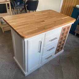 The Bedford Kitchen Island Oak Top, Custom Color Choice - thumbnail 3