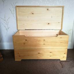 Blanket Box Storage Handmade Solid Wood - thumbnail 3