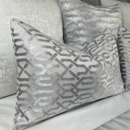 Luxurious Silver Geometric Rectangle Cushion Cover - Double-Sided Throw Pillow For Sofa & Bed Decor - thumbnail 1