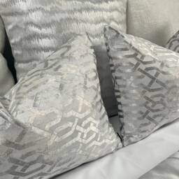 Luxurious Silver Geometric Rectangle Cushion Cover - Double-Sided Throw Pillow For Sofa & Bed Decor - thumbnail 4