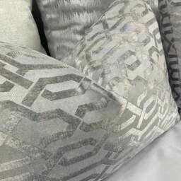 Luxurious Silver Geometric Rectangle Cushion Cover - Double-Sided Throw Pillow For Sofa & Bed Decor - thumbnail 2
