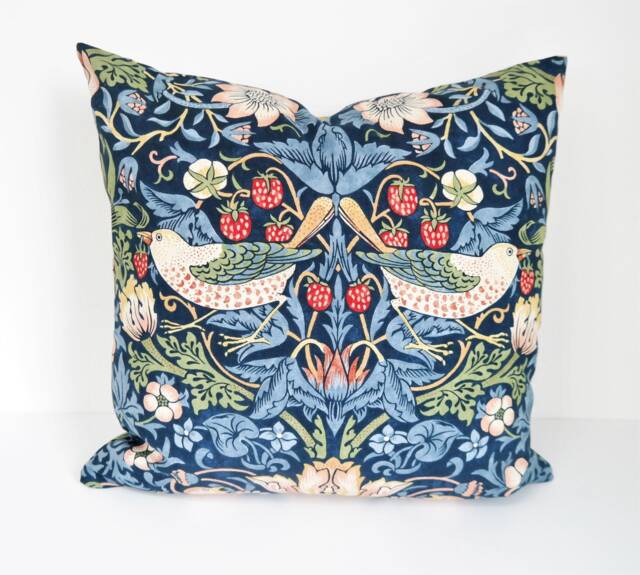 "Double Sided 16"" Strawberry Thief Pillow Cover. Design William Morris, 100% Cotton Fabric. For Cushion Size 40x40 cm - 16""x16" - image 1