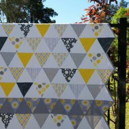 Handcrafted Large Double Quilt Or Bedspread - thumbnail 4