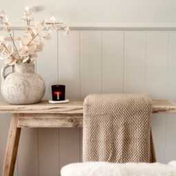 Wooden Console Table - Rustic Farmhouse Hallway - Lyria - thumbnail 2