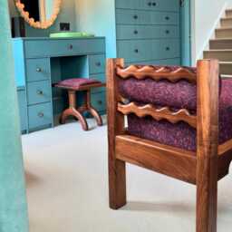 Solid Walnut Boucl?? Day Bed - Luxury Handcrafted UK Furniture Home Decor - thumbnail 2