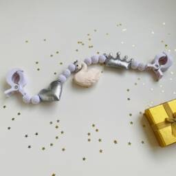Stroller Chain With Swan, Crown & Heart, Stroller Toy, Swan Nursery, Toddler Baby Gift - thumbnail 2