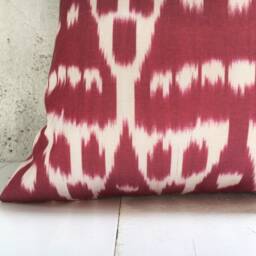 Handwoven Silk Ikat Pillow Cover, Modern Accent Cushion - 20x20 - thumbnail 3