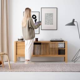 Jamm Low 160 - Record Player Stand With Storage Made Of Solid Oak Wood - thumbnail 2