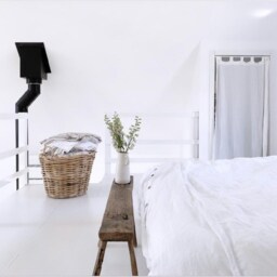 White Linen Bedding Set Duvet Cover & Pillow Shams, Coconut Buttons - thumbnail 2