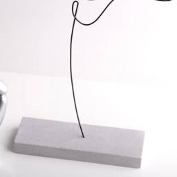 Handmade Wire Violinist Sculpture Abstract Tabletop Decor - thumbnail 4