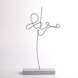 Handmade Wire Violinist Sculpture Abstract Tabletop Decor - thumbnail 2