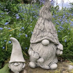 Set Of 2 Reconstituted Stone Garden Woodland Gonk Statues - thumbnail 2