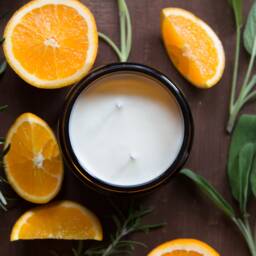 Italian Garden Essential Oil Candle - Rosemary + Sage Orange - thumbnail 3