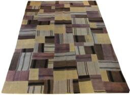 Purple Patchwork Kilim Rug, Bohemian Home Decor - 9.2x6.3 Ft - thumbnail 1