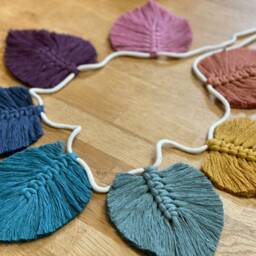 Macrame Feather Bunting - Macrame Wall Hanging Home Decor Nursery Mother's Day - thumbnail 3