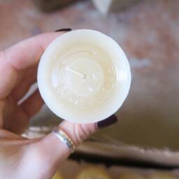 Vanilla Sugar Mold Candle - thumbnail 2