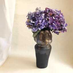 "Handcrafted Black Ceramic Vase in The Shape Of A Tulip ""Bourgeon" - thumbnail 2