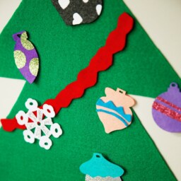 Felt Christmas Tree PDF Pattern For Kids, Playset School, With Ornaments Pattern, Craft - thumbnail 3