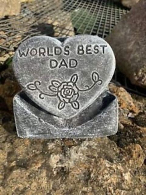 stone Garden Worlds Best Dad Heart Memorial Plaque Concrete Ornament - image 1