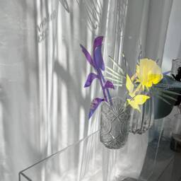 Rosy Future Flowers - Objects D'art, Decorative Flowers, Acrylic Bouquet, Iridescent Home Decore, Retro Romantic Exotic, Funky Homeware - thumbnail 2