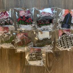 Hand Painted Clear Acrylic Home Ornament - thumbnail 3