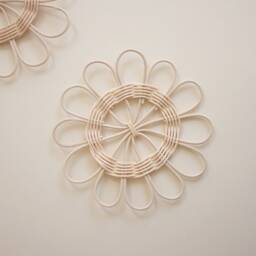 Small Rattan Daisy Rattan Flower Wall Decoration - Baby & Child's Room - thumbnail 2