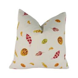 Sanderson/Emma Bridgewater - Egg & Feather Lion Yellow Red Stunning Designer Cushion Cover Throw Pillow Home Decor - thumbnail 1