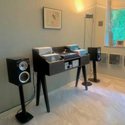 Vinylconsolle - Record Display & Turntable Consolle in Solid Birch Wood - thumbnail 3