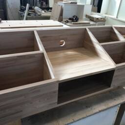 Vinylconsolle - Record Display & Turntable Consolle in Solid Birch Wood - thumbnail 4