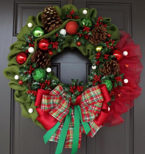 Green & Red Berries Christmas Wreath - Way/Classic Gift Decorations Ornament - image 1