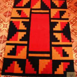Handmade Geometric Alpaca Wool Rug Peruvian Loomed Carpet - thumbnail 2
