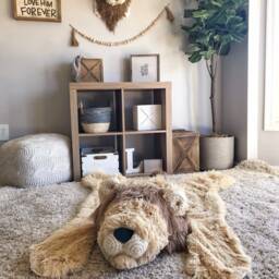 Handmade Lion Rug in Plush Faux Fur For Safari Nursery - thumbnail 3