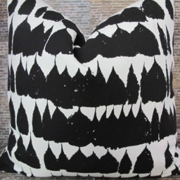Schumacher Queen Of Spain, Designer Pillow Cover, Black - thumbnail 2