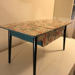 Sold Original 50's Sewing Box Table Dansette Legs Refurbished - thumbnail 3