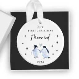 First Christmas Married 2026 Bauble With Gift Box, 1st Xmas Mr & Mrs Ornament Keepsake, Couples Tree Decoration Gift, Newlywed - thumbnail 3