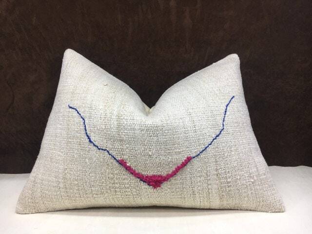 Vintage Turkish Kilim Pillow Cover, Handwoven Rustic Decor - 16x24 - image 1