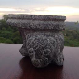 Borucan Indian Stone Metate, Grinding Sculpture, Authentic, Historical, Limited - thumbnail 3