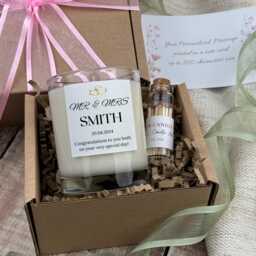 Personalised Wedding Candle - Mr & Mrs Gift With Custom Name Date Bride Groom Keepsake, Engagement Anniversary Present - thumbnail 1