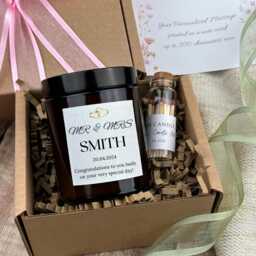 Personalised Wedding Candle - Mr & Mrs Gift With Custom Name Date Bride Groom Keepsake, Engagement Anniversary Present - thumbnail 3