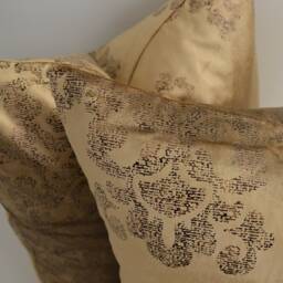 Luxury White Velvet Pillow Cover, Decorative Pillow, Euro Sham, Modern 20 X 20, 22 22, 24 24, 26 26, Wholesale Pi - thumbnail 4