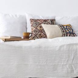 Boho Lumbar Kilim Pillow Cover, Turkish Textile Cushion, Handmade Ethnic Throw - thumbnail 2
