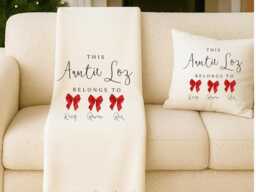Personalised Christmas Bow Cushion & Blanket Set For Auntie - Custom Festive Gift - Cosy Holiday Home D??cor - thumbnail 1