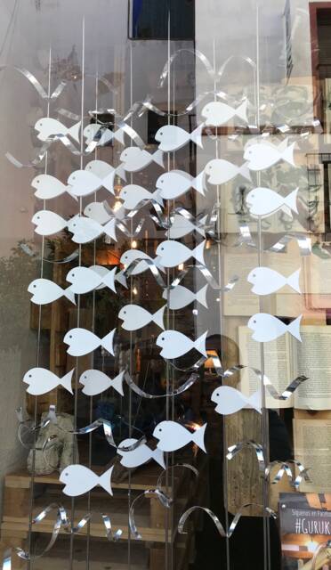 Recycled Sculpture With Fishes - Decoration Animals 3D Printing Minimalist For Restaurants & Coffeshops Home - image 1
