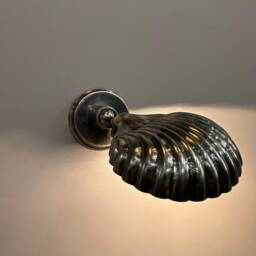 Mandar Brass Clam Shell Wall Sconce - Adjustable Art Deco Bedside Light - thumbnail 3