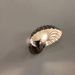 Mandar Brass Clam Shell Wall Sconce - Adjustable Art Deco Bedside Light - thumbnail 2