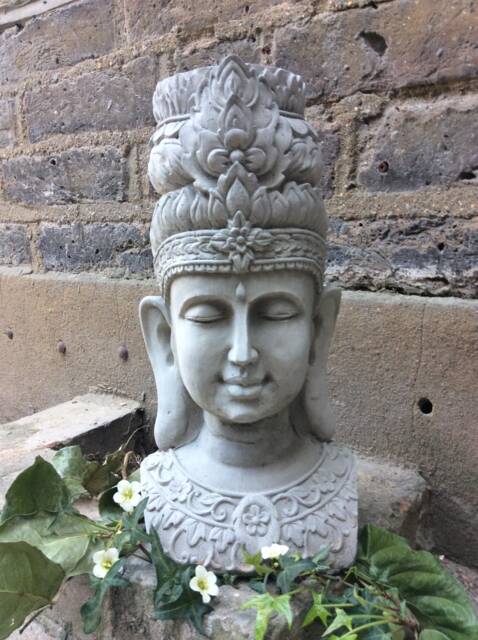 Beautifully Detailed Thai Buddhas Bust Statue For The Home Or Garden. From Sius - image 1