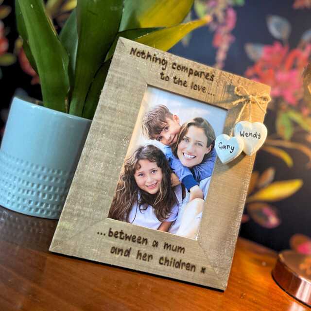 Nothing Compares To The Love Between A Mum & Her Children - Mother's Day Birthday Gift Personalised Driftwood Style Photo Frame - image 1
