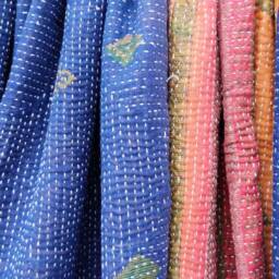 Vintage Kantha Quilt Hand-stitched Reversible Cotton Throw - thumbnail 3
